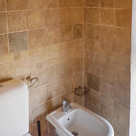 Сasa de vacaciones Six-bedroom Holiday In *